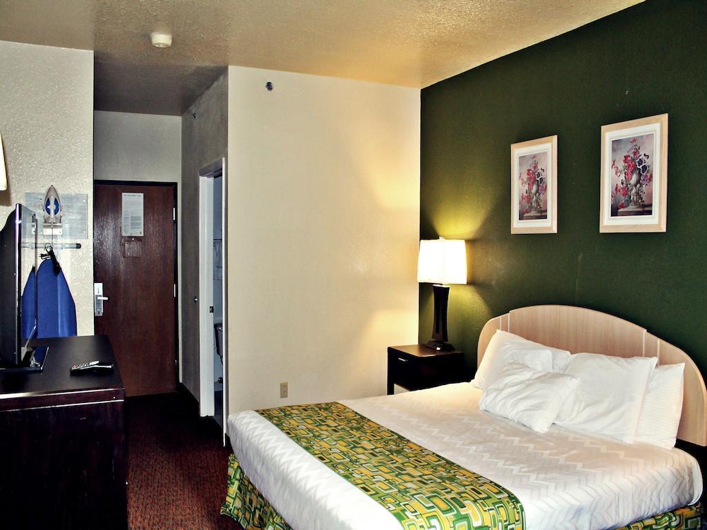 Surestay Plus By Best Western San Antonio Airport Zewnętrze zdjęcie