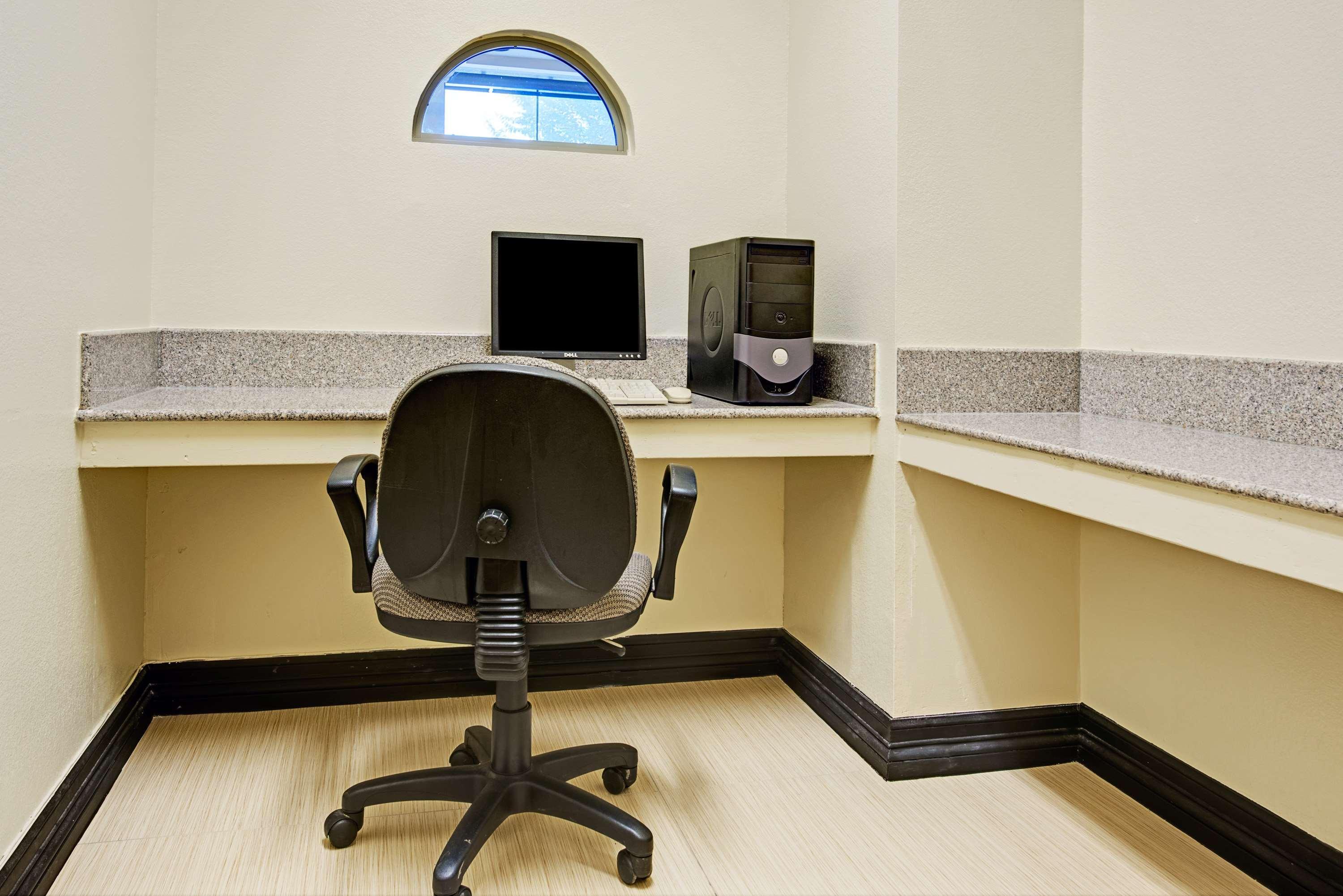 Surestay Plus By Best Western San Antonio Airport Zewnętrze zdjęcie