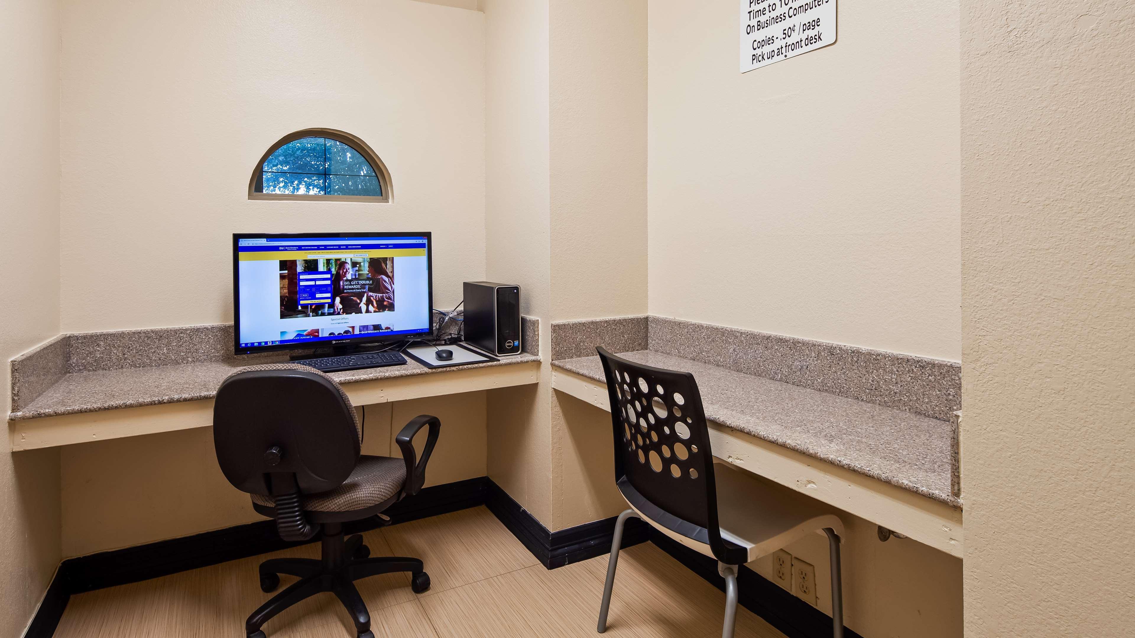 Surestay Plus By Best Western San Antonio Airport Zewnętrze zdjęcie