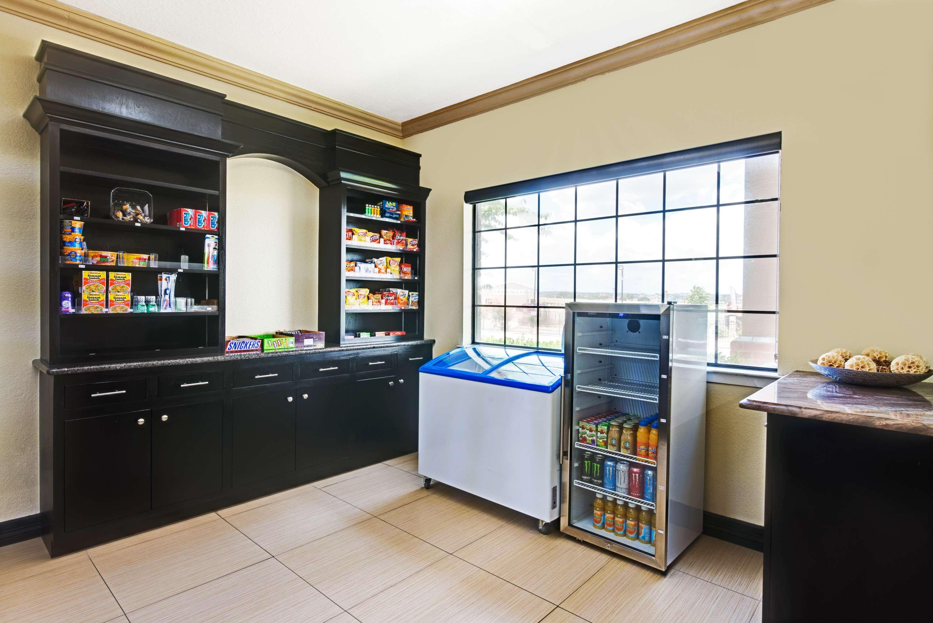 Surestay Plus By Best Western San Antonio Airport Zewnętrze zdjęcie