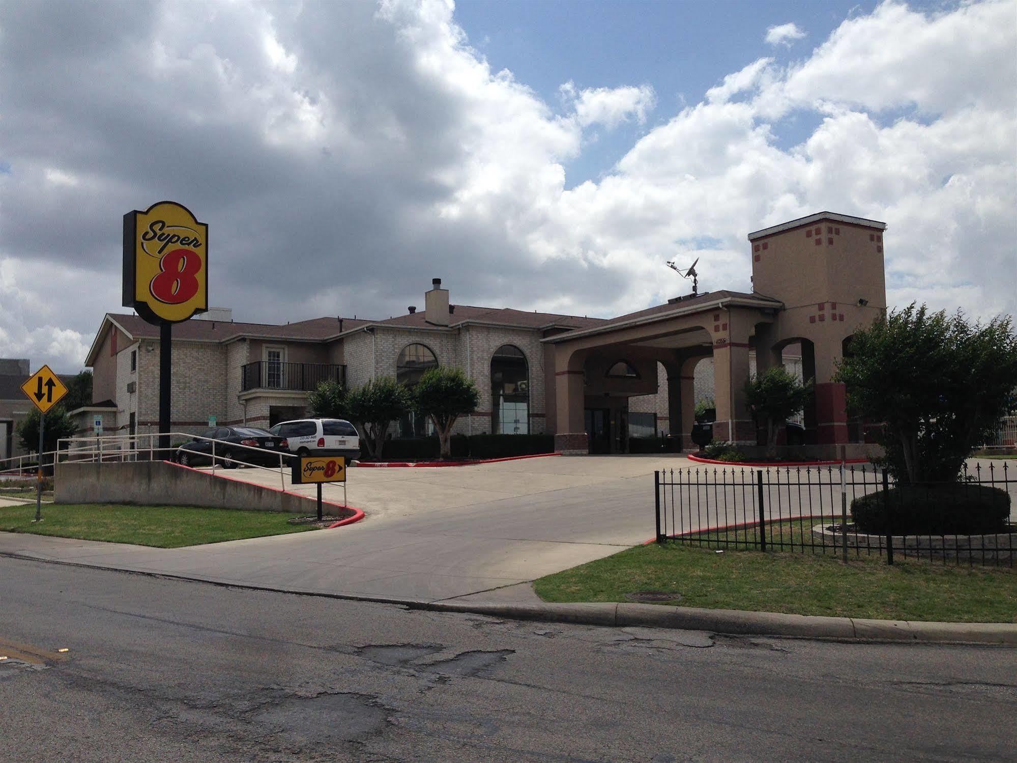 Surestay Plus By Best Western San Antonio Airport Zewnętrze zdjęcie