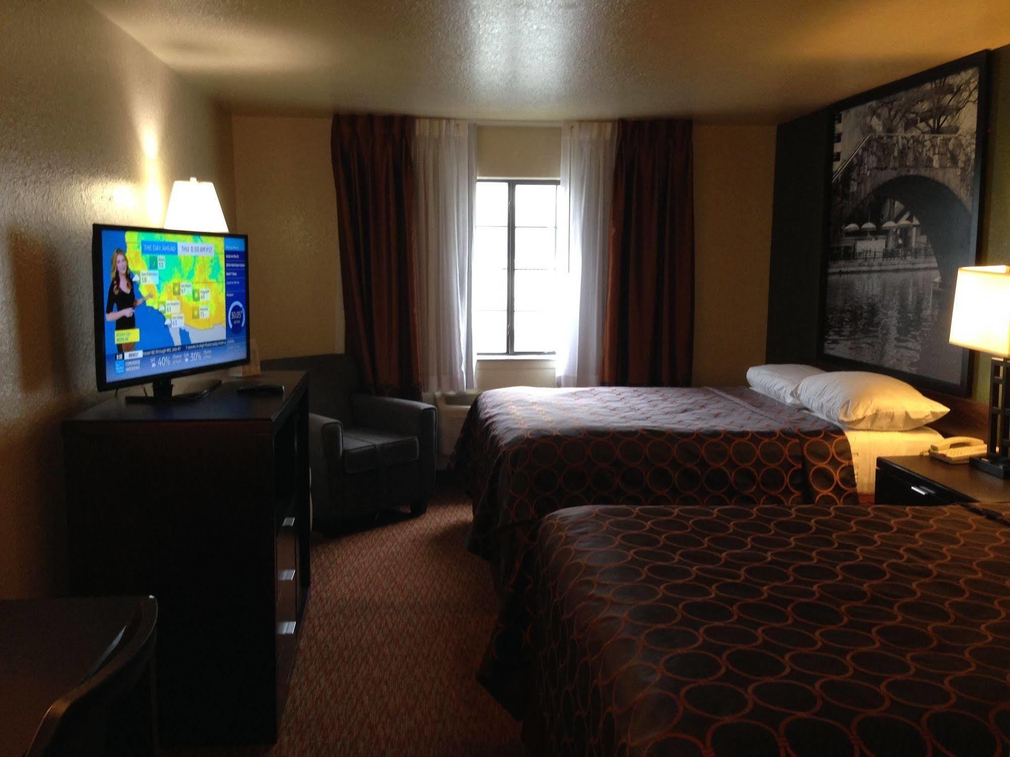 Surestay Plus By Best Western San Antonio Airport Zewnętrze zdjęcie