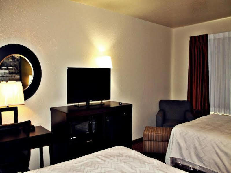 Surestay Plus By Best Western San Antonio Airport Zewnętrze zdjęcie